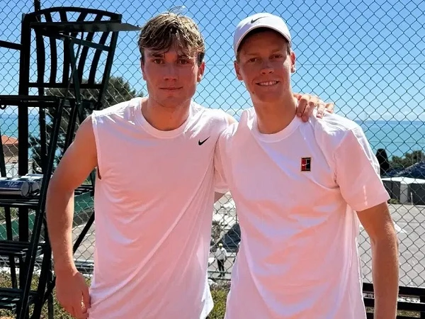 Kembali Berlatih, Jannik Sinner Unggah Pesan Untuk Penggemar