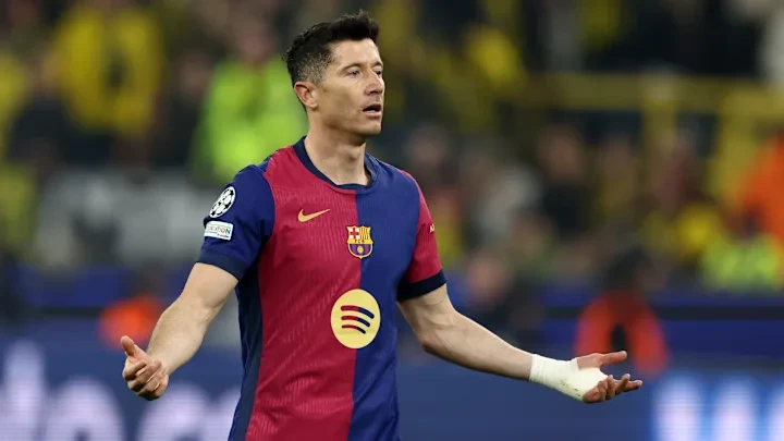 Robert Lewandowski Cedera, Ini 2 Solusi yang Bisa Selamatkan Barcelona