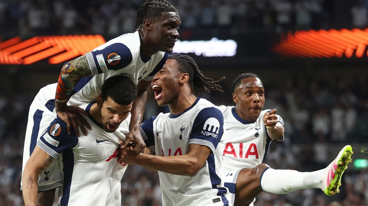 MU-Tottenham Berpeluang Juara Eropa, Arsenal Diledek Habis-habisan