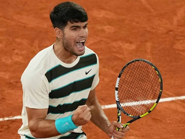 Jelang Final Di Paris, Carlos Alcaraz Akui Jannik Sinner Hancurkan Lawan