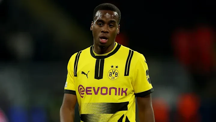 Winger Dortmund Jamie Gittens Setuju ke Chelsea, tapi...