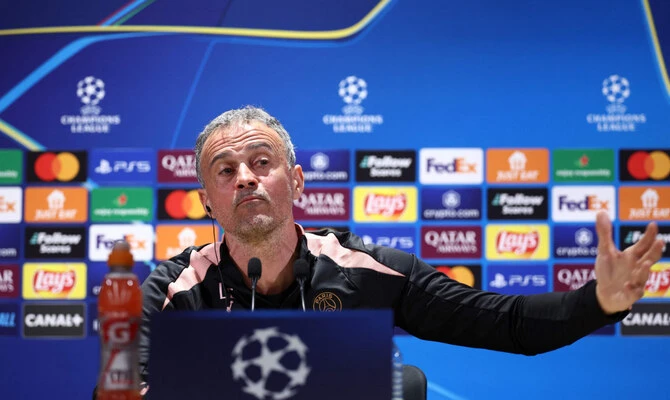 Upaya Liverpool dan PSG Dekatkan Diri dengan Fans 