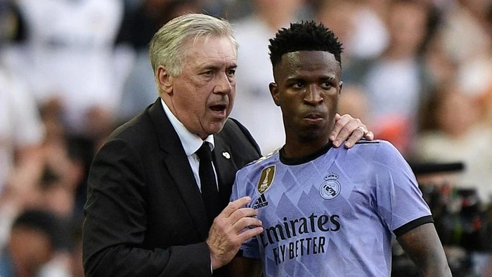 Vinicius Ngambek ke Alonso, Kena Tegur Ancelotti