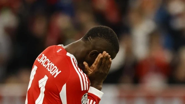 Nasib Nggak Jelas Nicolas Jackson