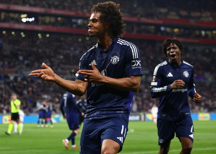 MU Nggak Jadi Lepas Joshua Zirkzee