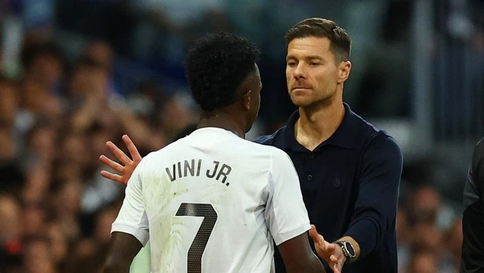 Vinicius Junior Jarang Dapat Bola, Komplain ke Xabi Alonso!