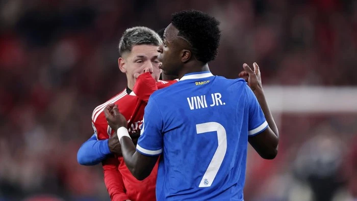 Arbeloa dan Courtois Tuntut Sikap Tegas dari UEFA